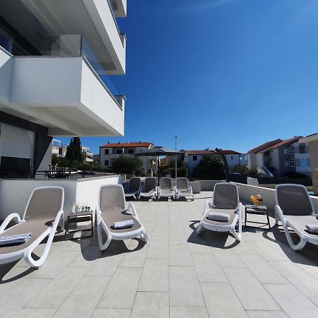 Seahorse Luxury Apartment With Pool And Sea View Novalja Buitenkant foto
