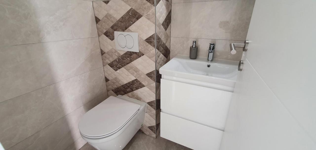 Seahorse Luxury Apartment With Pool And Sea View Novalja Buitenkant foto