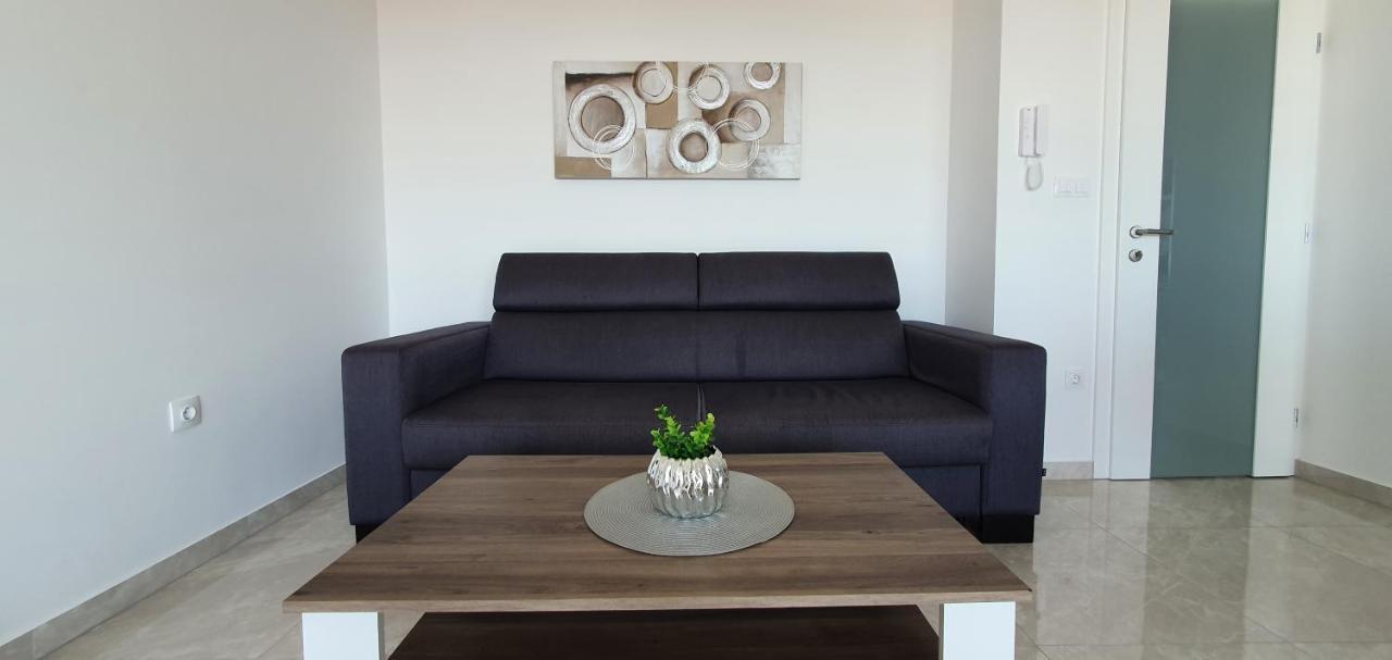 Seahorse Luxury Apartment With Pool And Sea View Novalja Buitenkant foto
