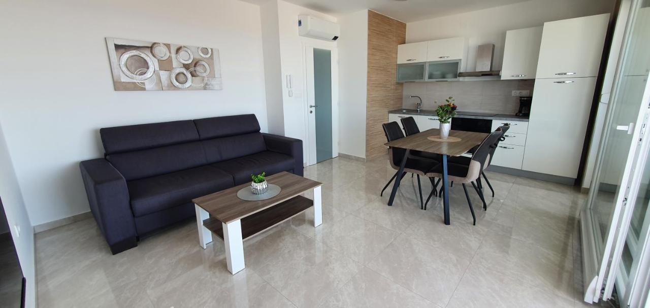 Seahorse Luxury Apartment With Pool And Sea View Novalja Buitenkant foto