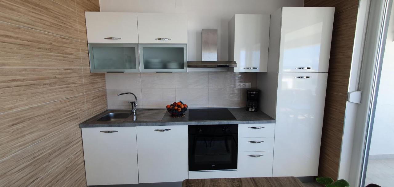 Seahorse Luxury Apartment With Pool And Sea View Novalja Buitenkant foto